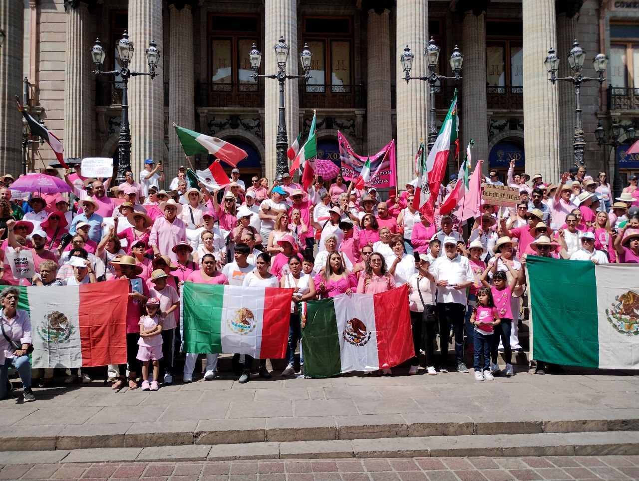 Marea Rosa en Guanajuato: Así marchan en las calles del estado por los derechos y la constitución