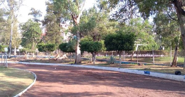 Donan edificios y terrenos en siete municipios de Guanajuato para deportivas, jardines y escuelas 