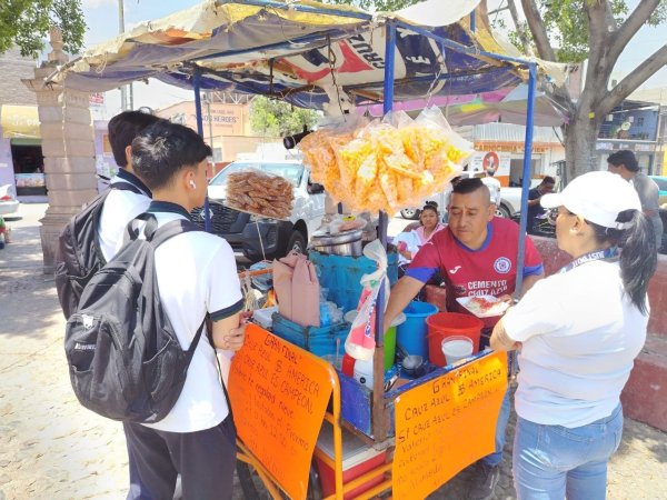 Video | Valerio quiere celebrar triunfo del Cruz Azul regalando nieves y frituras en Valle de Santiago