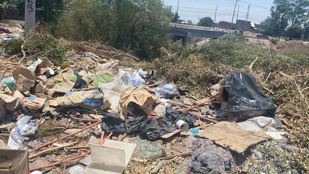 Basureros clandestinos en Salamanca no paran; ahora en el Ecoparque “huele muy feo”