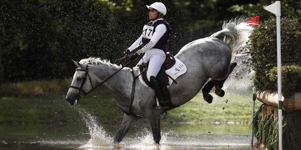 Fallece la jinete Georgie Campbell en trágico accidente ecuestre