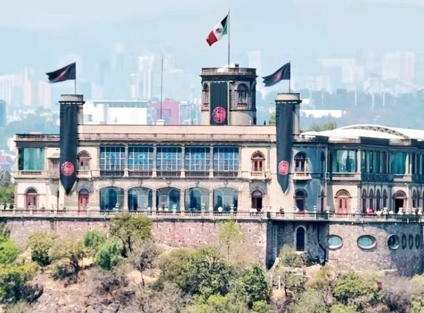 El Castillo de Chapultepec se adorna por la reina Rhaenyra Targaryen 