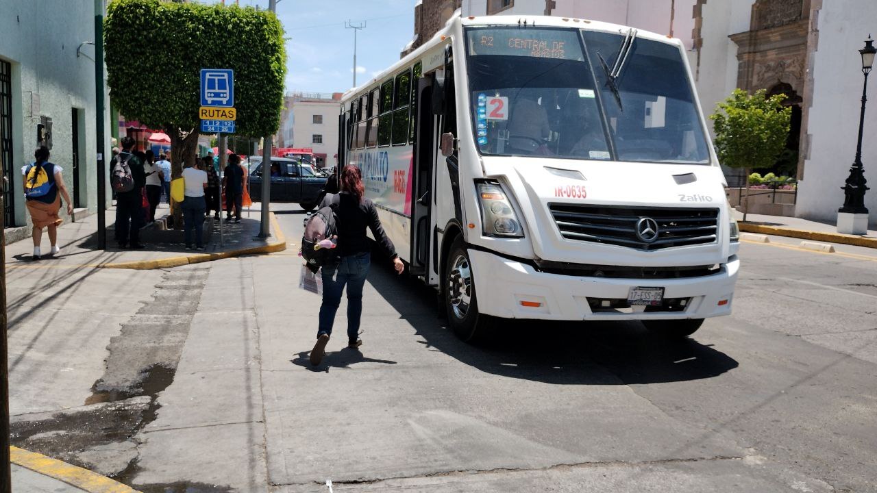 ¿Mejoraron los camiones de transporte en Irapuato? Esto opinan los usuarios | Video 