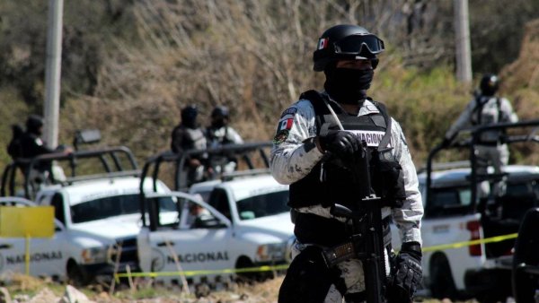 Vinculan a proceso a cinco elementos de la Guardia Nacional por masacre en León 