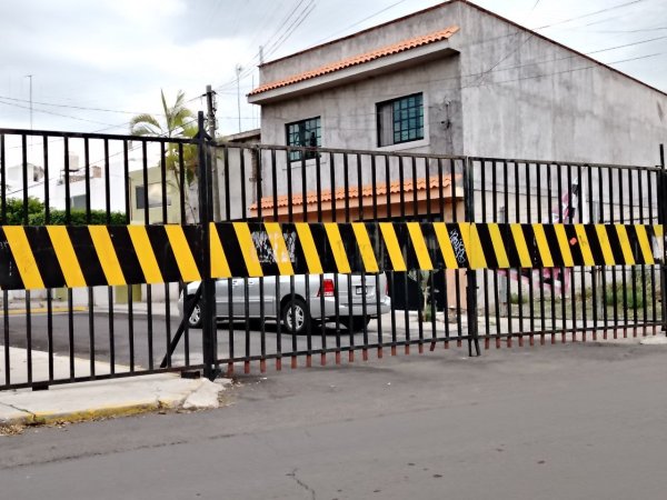 Para combatir inseguridad, proliferan rejas en calles de Celaya