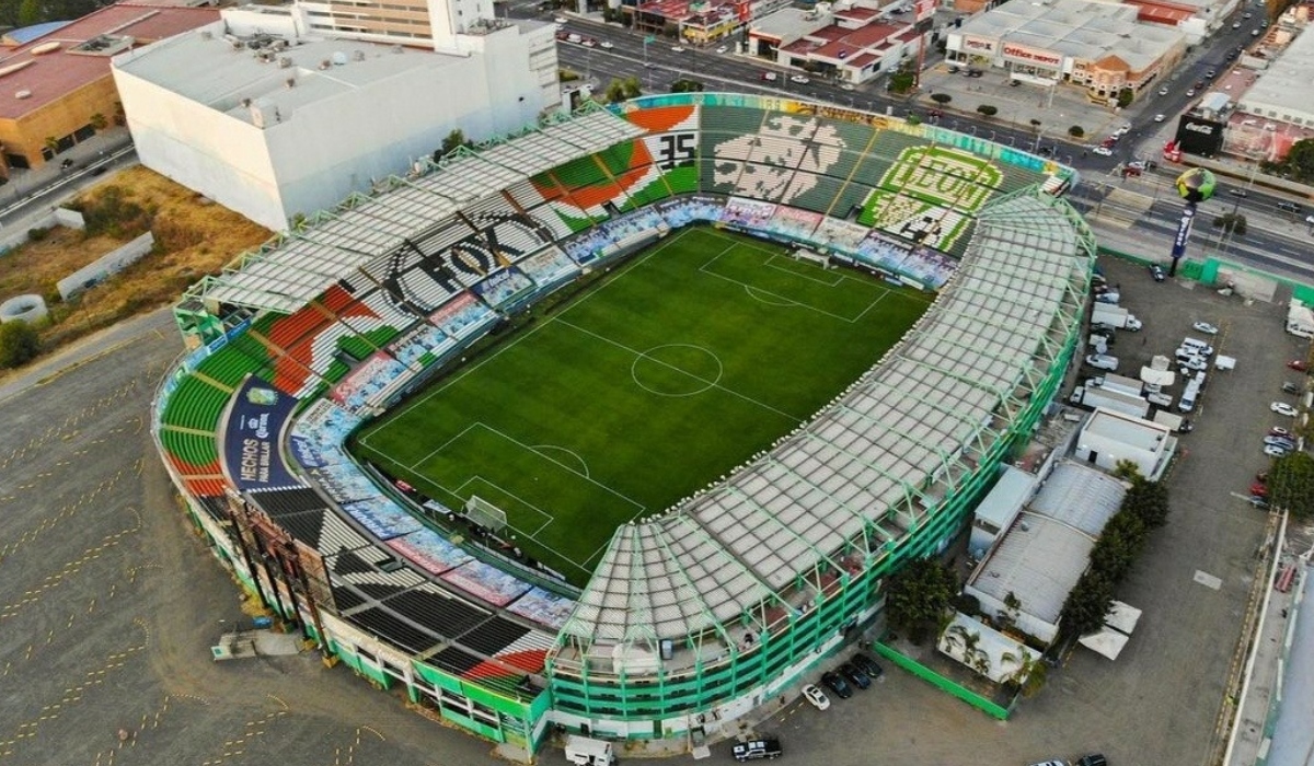 ¿Cuánto cuesta un boleto en el estadio de León? 