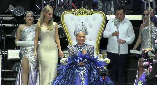 Yuri es la reina del Carnaval de Veracruz después de 31 años 