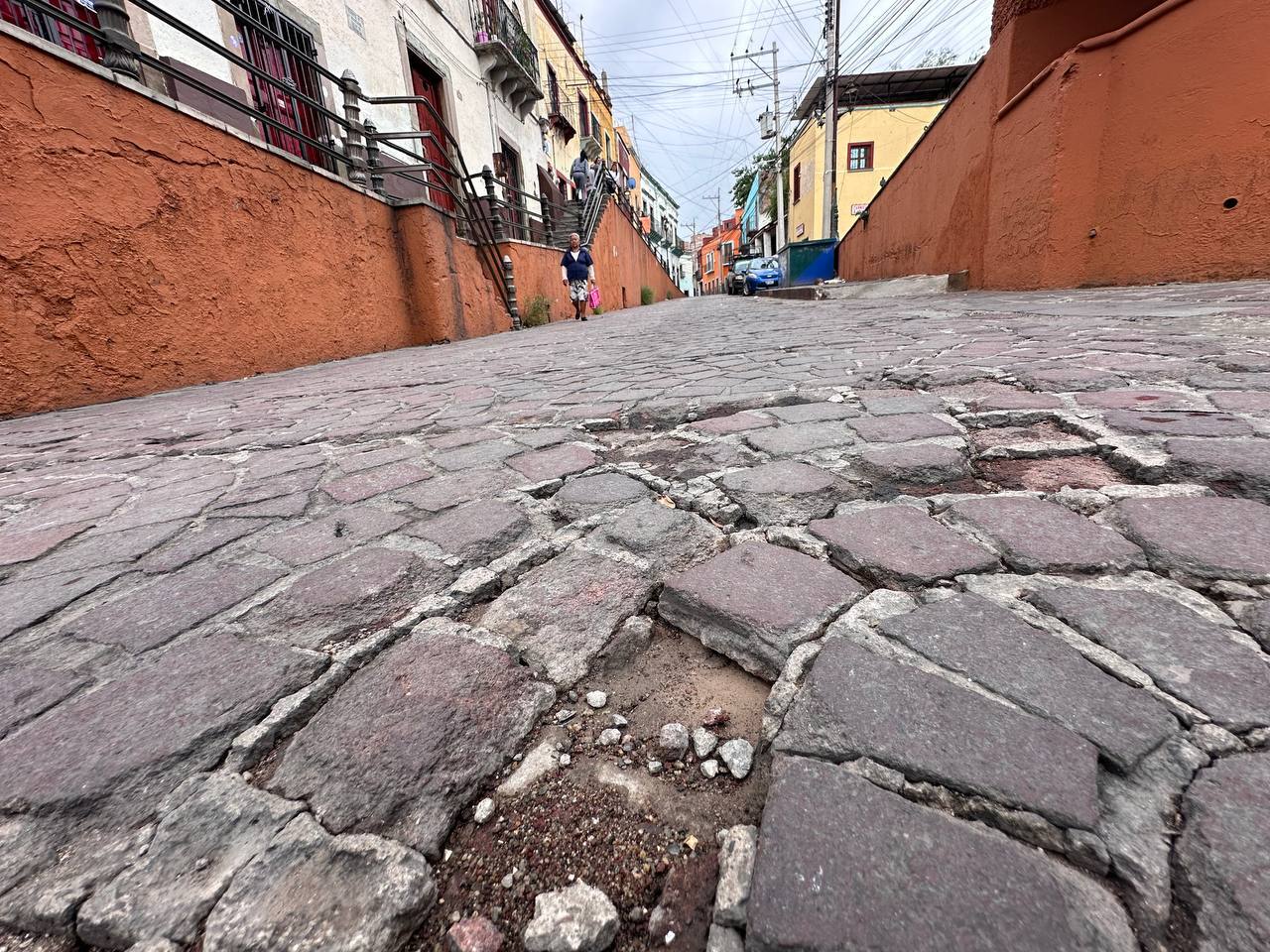 Lluvias intensas desmoronan la bajada de Pastita en Guanajuato