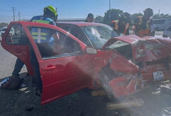 Mujer pierde la vida entre los límites de Querétaro y Guanajuato, 4 personas más resultaron heridas 