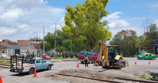 SCT suspende obras de rehabilitación del paso por la vía del tren en San Miguel de Allende