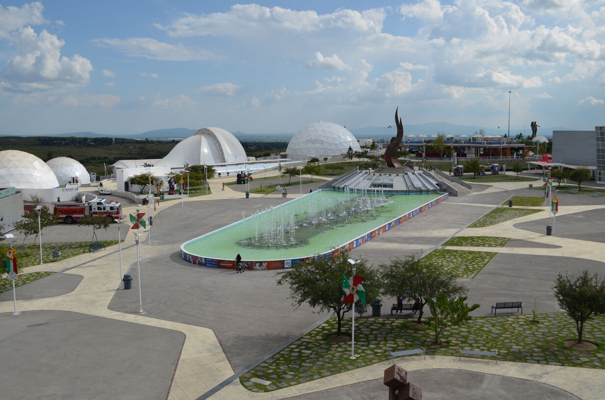 ¿Cuáles exposiciones se encuentran en el Parque Guanajuato Bicentenario?