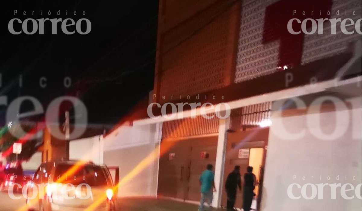 Atacan a balazos a jóvenes en Irapuato