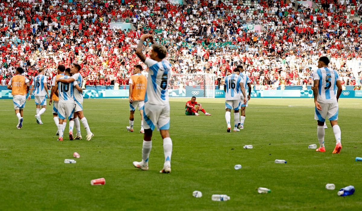 Así empezó París 2024 en fútbol: escándalo y agresiones en el Argentina vs Marruecos