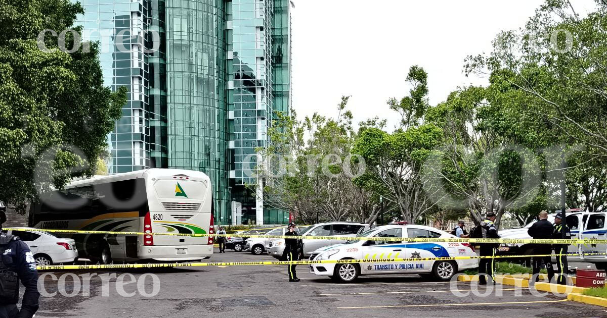 Ataque contra tránsitos en el hotel Plaza Veleros en Celaya deja un oficial sin vida y otro herido 