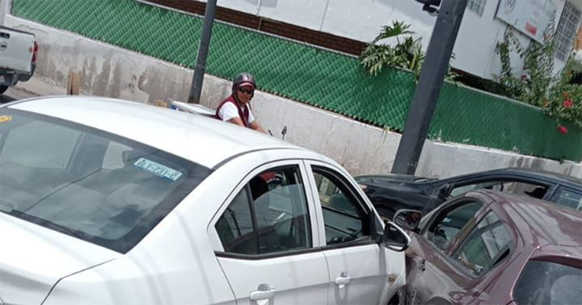 Conductores de Salamanca exigen semáforo en cruce de Cazadora y Aldama para evitar accidentes 