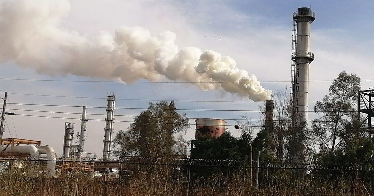 Alertan por dióxido de azufre en el aire de Salamanca, ¿qué tan peligroso es? 