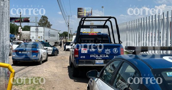 Choque múltiple en el bulevar Aeropuerto de León deja un adulto mayor herido 