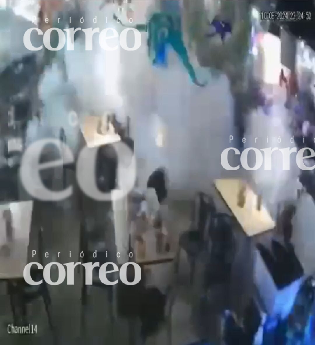 Captan en video explosión dentro del bar 'El Tapatío' en Celaya