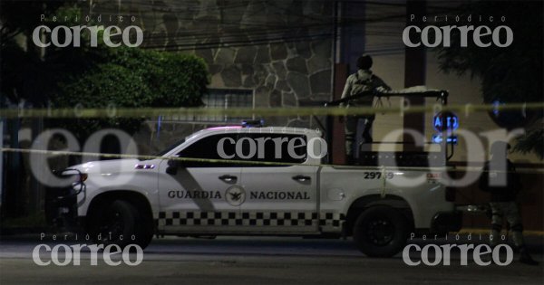 Alertan por presunto explosivo en restaurante El Tapatío de la colonia Alameda de Celaya