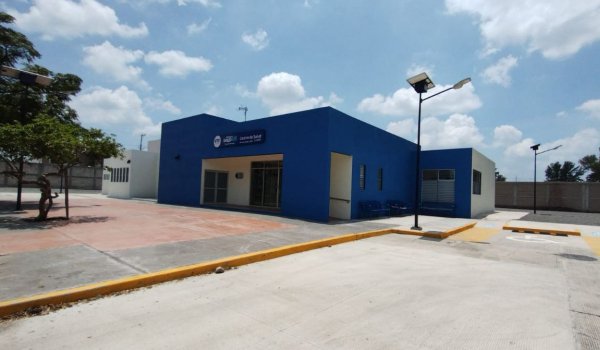 Inauguran Unidad Médica Lucio Cabañas en Irapuato tras seis años de espera