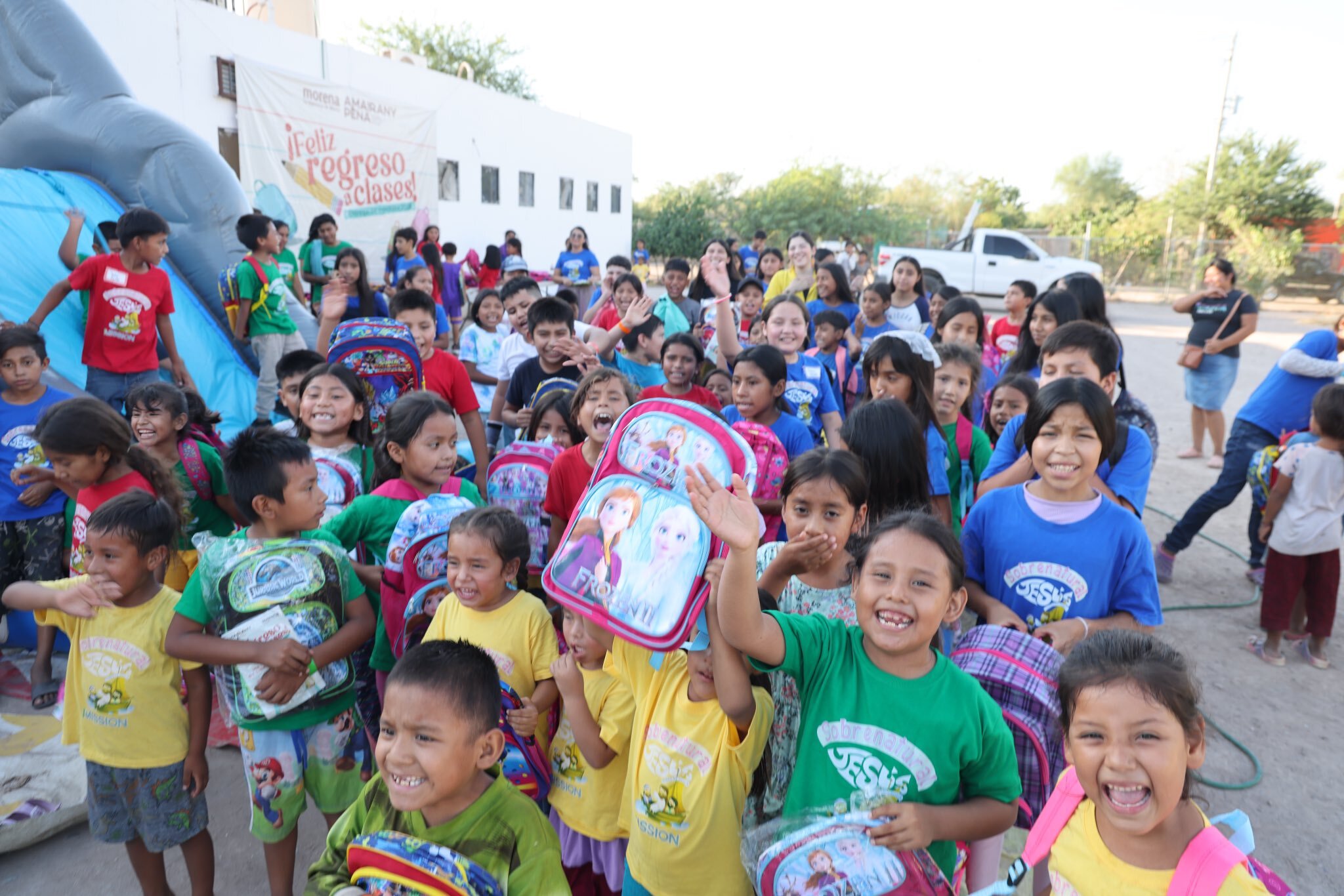 Inicia ciclo escolar con 60% de libros y 20 mil estudiantes ausentes en Guanajuato 