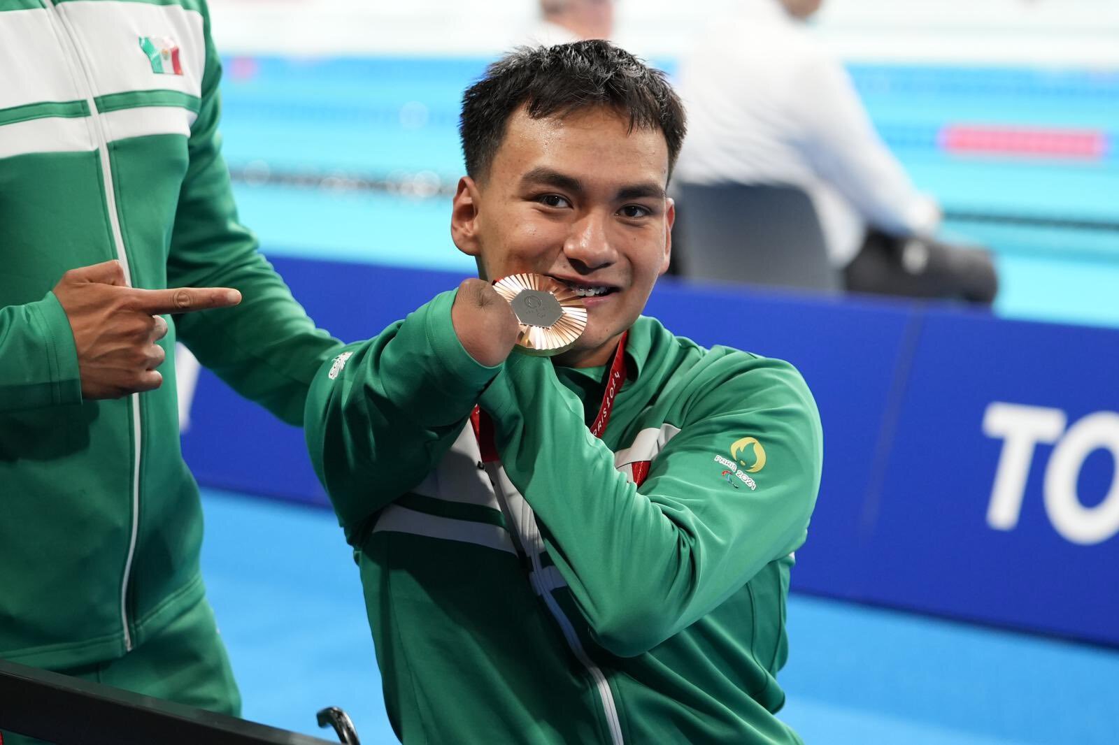 Ángel Camacho, orgullo de León, gana medalla de bronce en los Juegos Paralímpicos París 2024