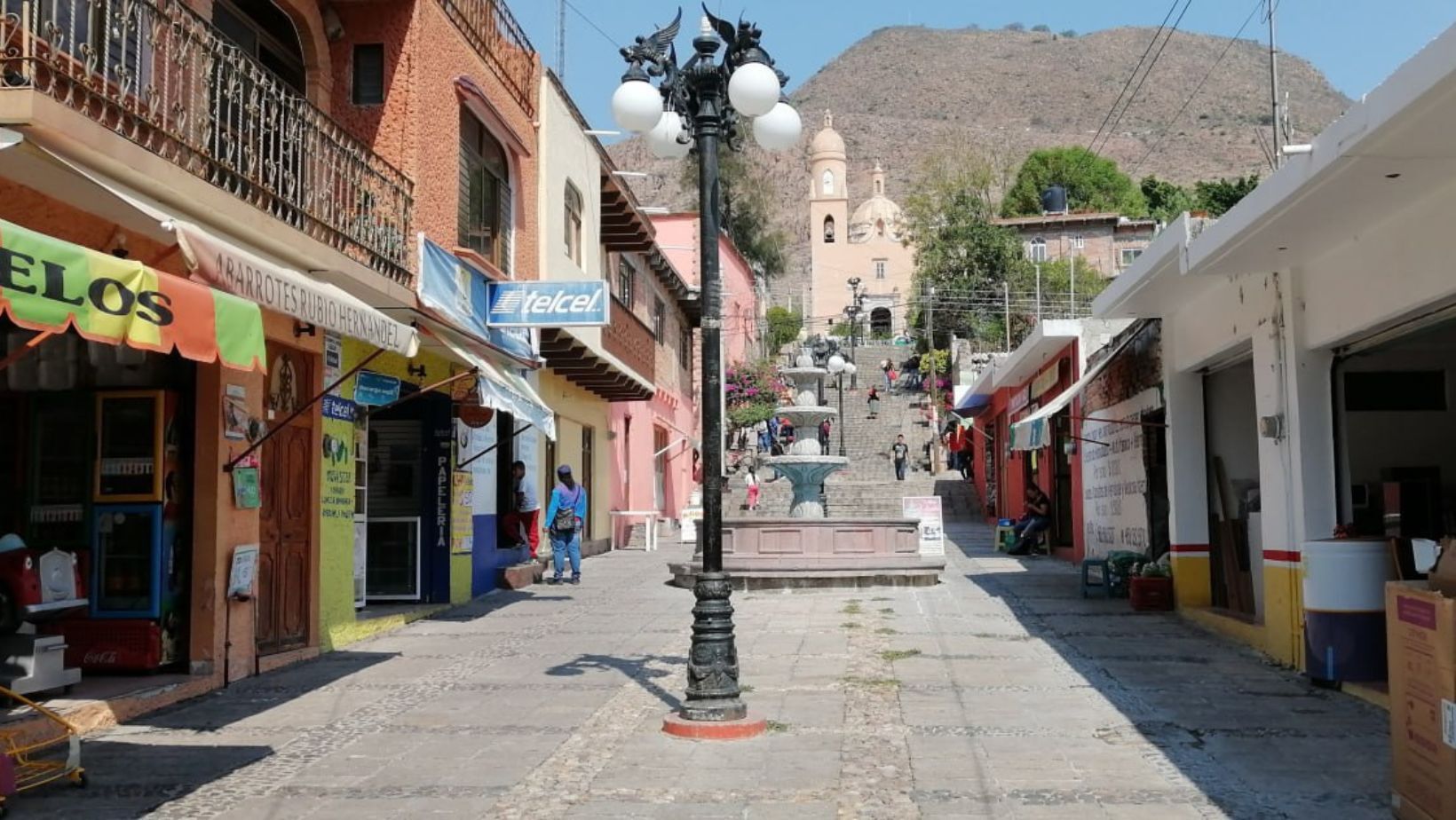 Descienden ventas en Tierra Blanca hasta un 40% por regreso a clases