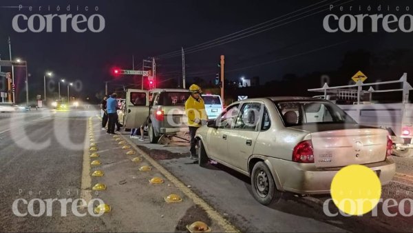 Accidente en Las Teresas deja daños y cuatro heridos leves en Guanajuato capital 