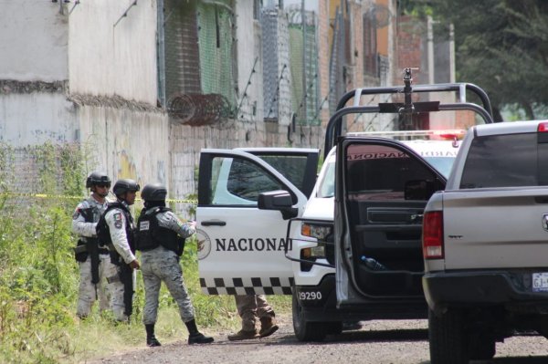 Encuentran el cuerpo de un hombre sobre la calle Sitio de Querétaro en Celaya