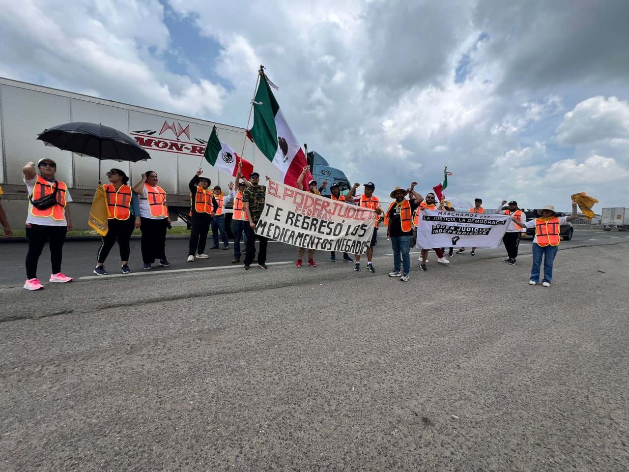 Caravana desde Zacatecas contra la Reforma Judicial atraviesa Guanajuato