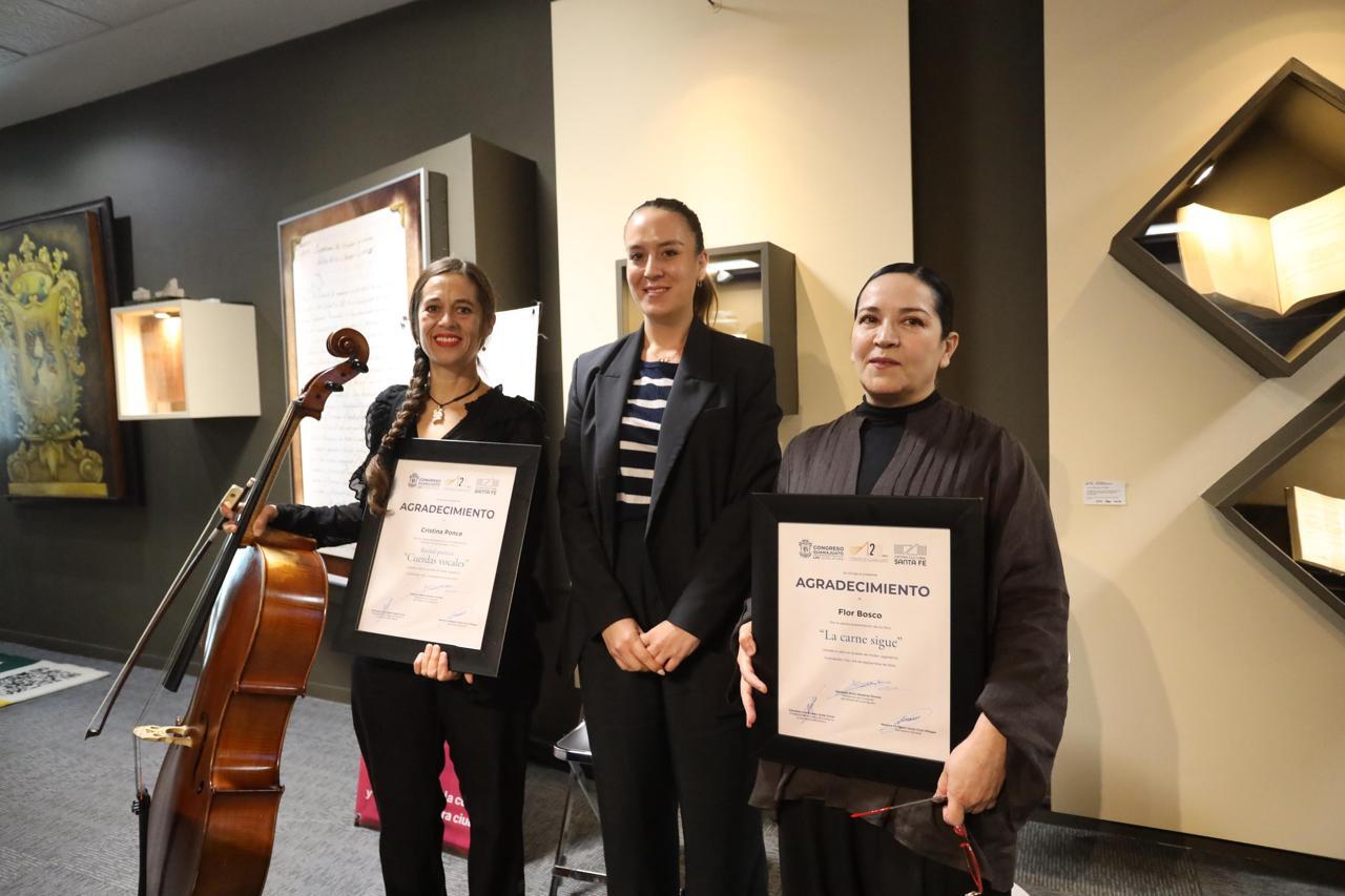 Flor Bosco presenta su libro 'La Carne Sigue' con el recital poético 'Cuerdas Vocales' de Cristina Ponce 