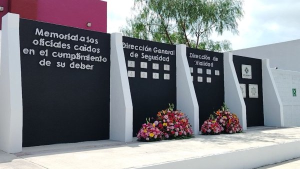 Memorial a oficiales caídos en Salamanca