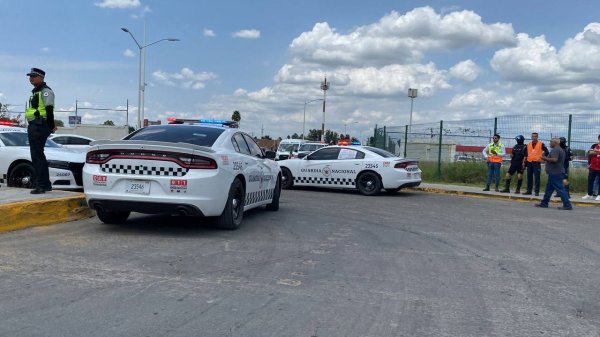 Taxistas de plataforma protestan contra GN en Aeropuerto de Guanajuato