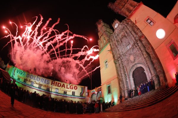 Asisten más de 216 mil personas a dar el Grito en todo Guanajuato, ¿cómo fueron los festejos?