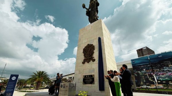 Toma Guanajuato Capital mando de mantenimiento de la Glorieta Santa Fe