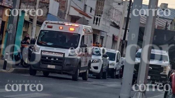 Vecinos detienen y golpean a presunto asaltante en Calzada de Guadalupe de Irapuato