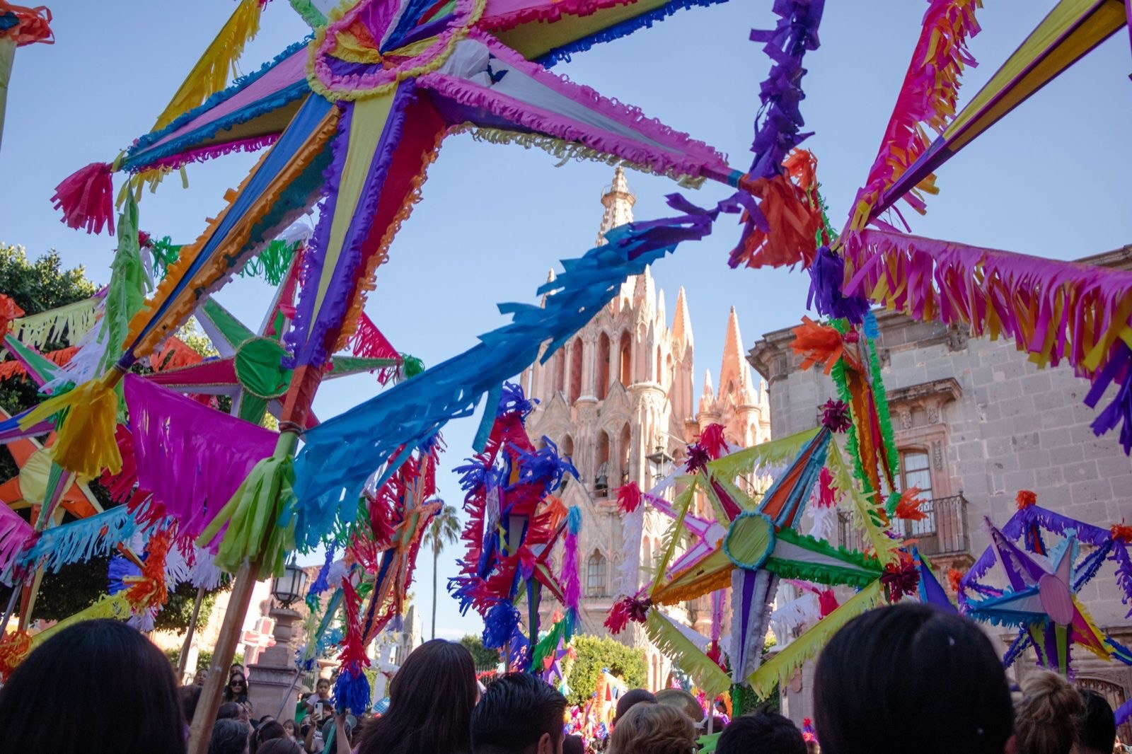 ¿Conoces qué hay detrás de las estrellas de la Alborada en San Miguel? Te contamos