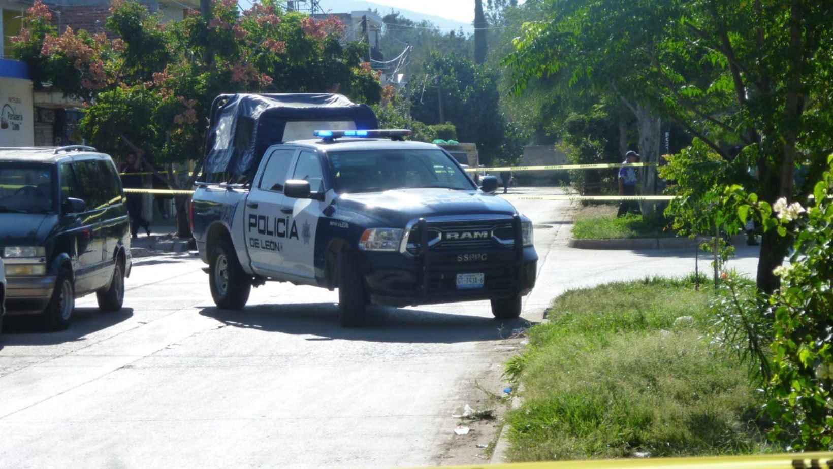 Hallan a dos hombres asesinados tras incendio en casa de la colonia Nuevo León de León