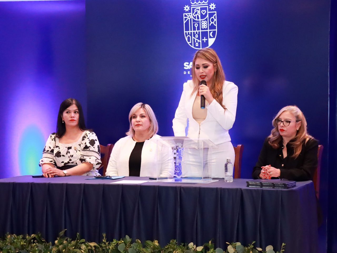 Dejó un municipio fuerte y unido: Cindy Arvizu