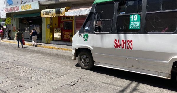 Suspenden a chofer por acoso a estudiante en transporte público de Salamanca 