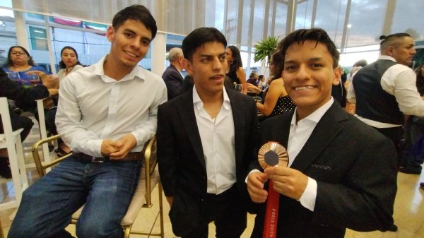 Irapuato celebra el bronce de Jesús Gutiérrez y sus hermanos en los Juegos Paralímpicos de París 2024