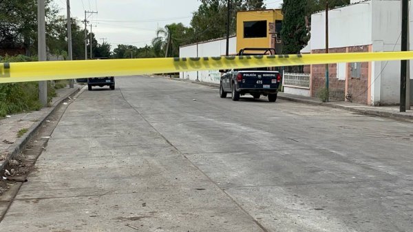 Matan a hombre en Arroyo Hondo de León; Policía lo halla minutos después