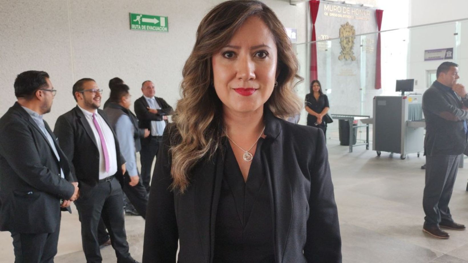 ¿Cómo una diputada del PAN terminó representando al PRD en el Congreso de Guanajuato?