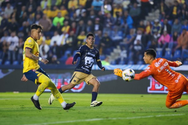 Pumas vence al América y agrava la crisis del bicampeón en el Clásico Capitalino