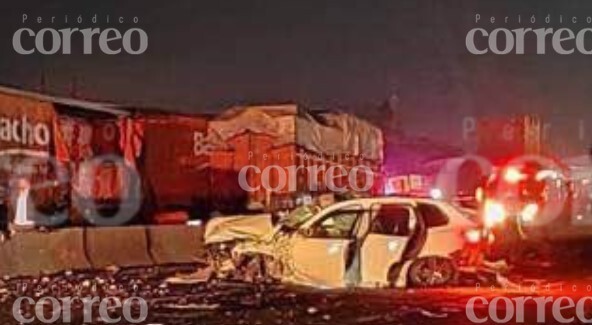 Fatal choque múltiple en la Panamericana deja un muerto y cuatro heridos en Guanajuato