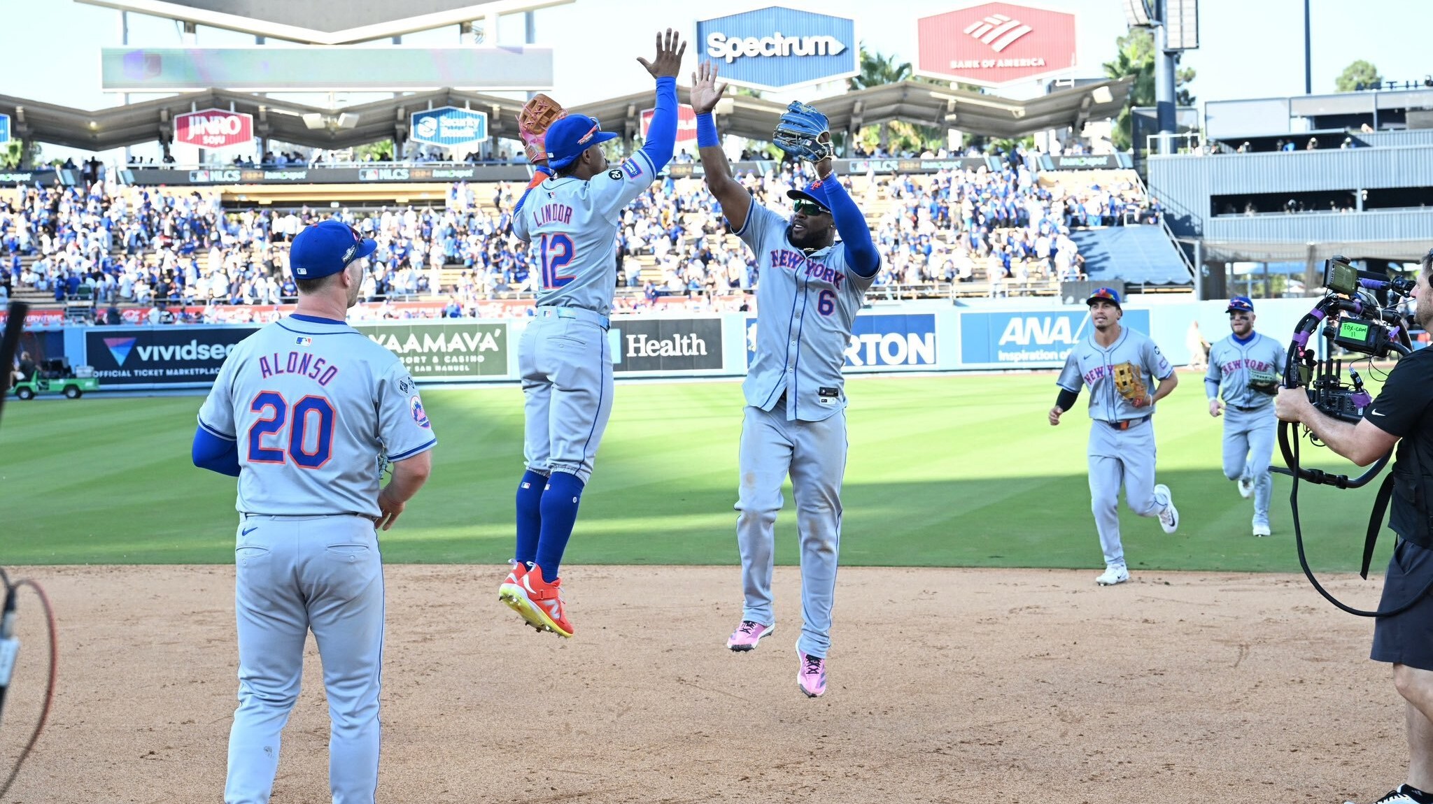 Los Mets consiguen el empate ante los Dodgers en la Serie de Campeonato