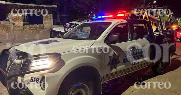 Balean a motociclista tras resistirse a asalto en la colonia Frutales de la Hacienda de León