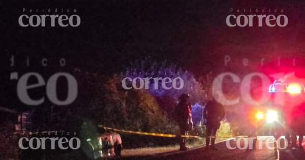 Descubren dos cuerpos en Salamanca; los dejaron al interior de un auto en llamas