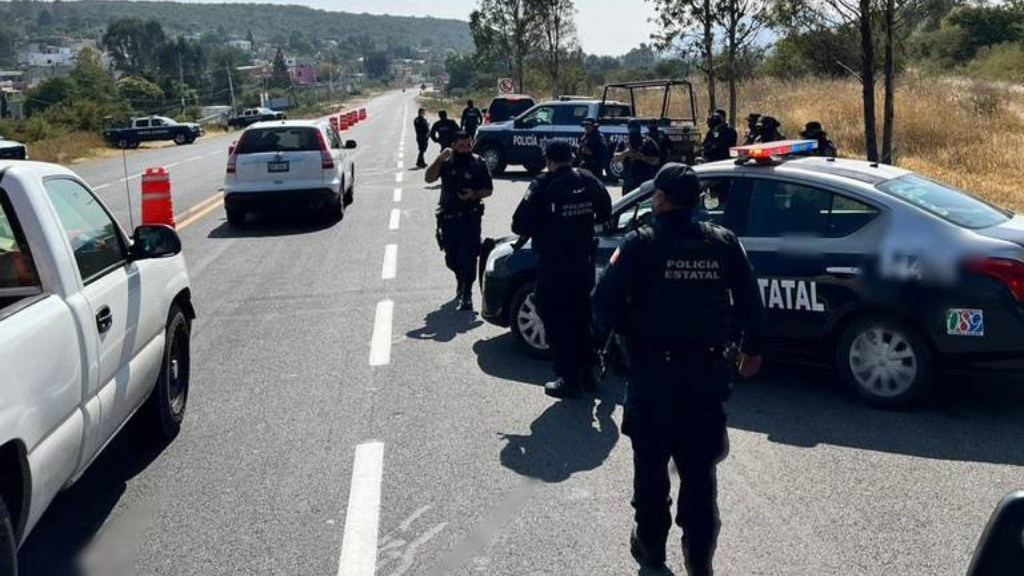 Querétaro refuerza vigilancia en límites con Guanajuato tras explosiones de coches bomba