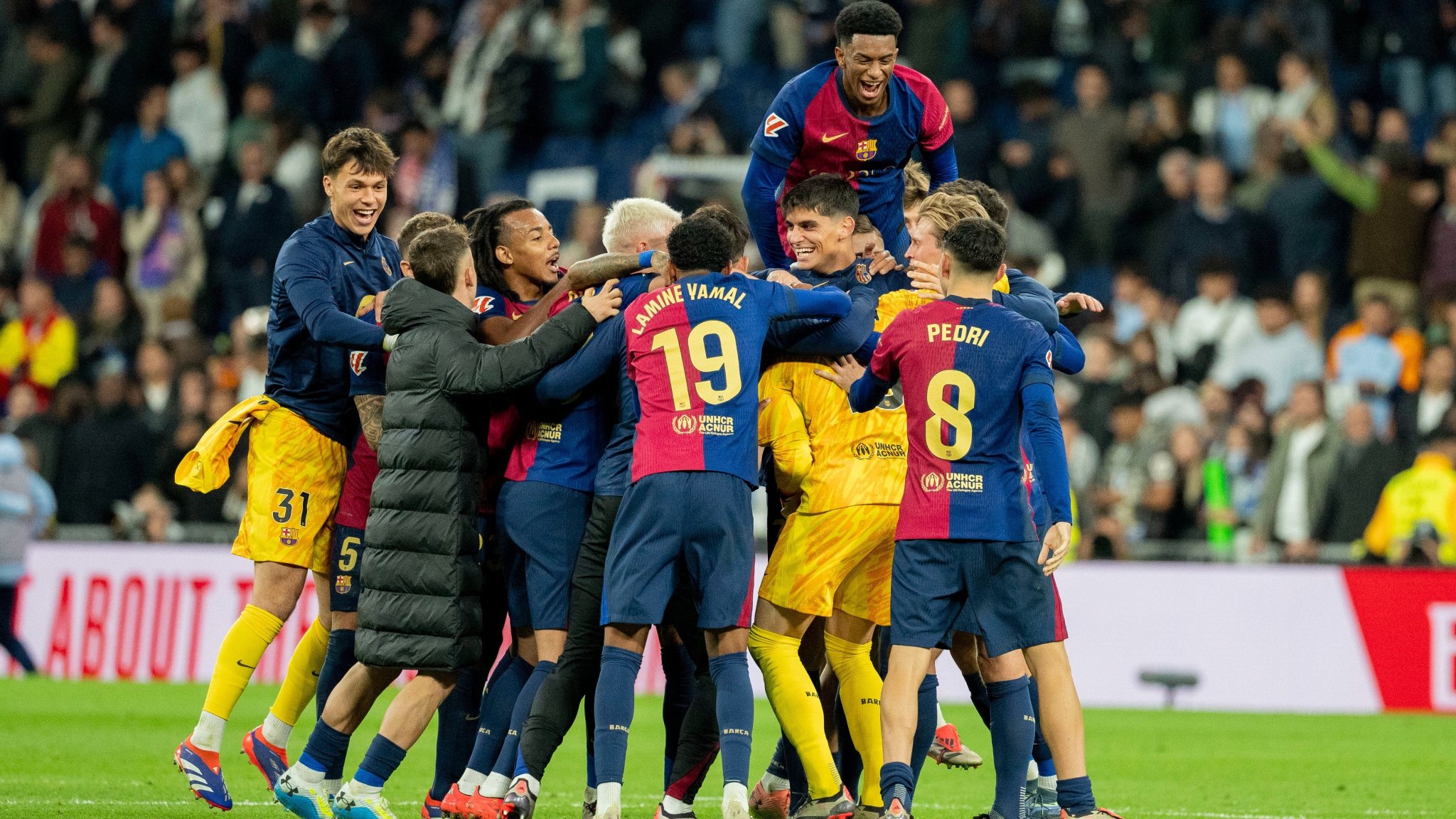 Barcelona aplasta al Real Madrid en el Santiago Bernabéu: contundente 4-0 en El Clásico